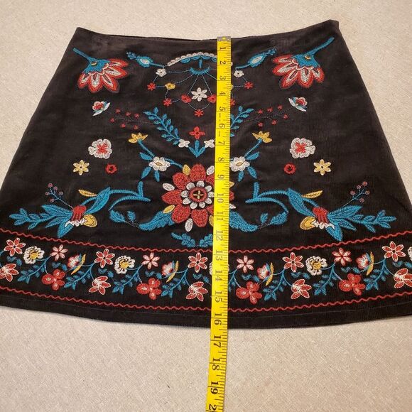 Blu Pepper Large Black Embroidered Multi Color Floral Corduroy Skirt - Picture 4 of 10